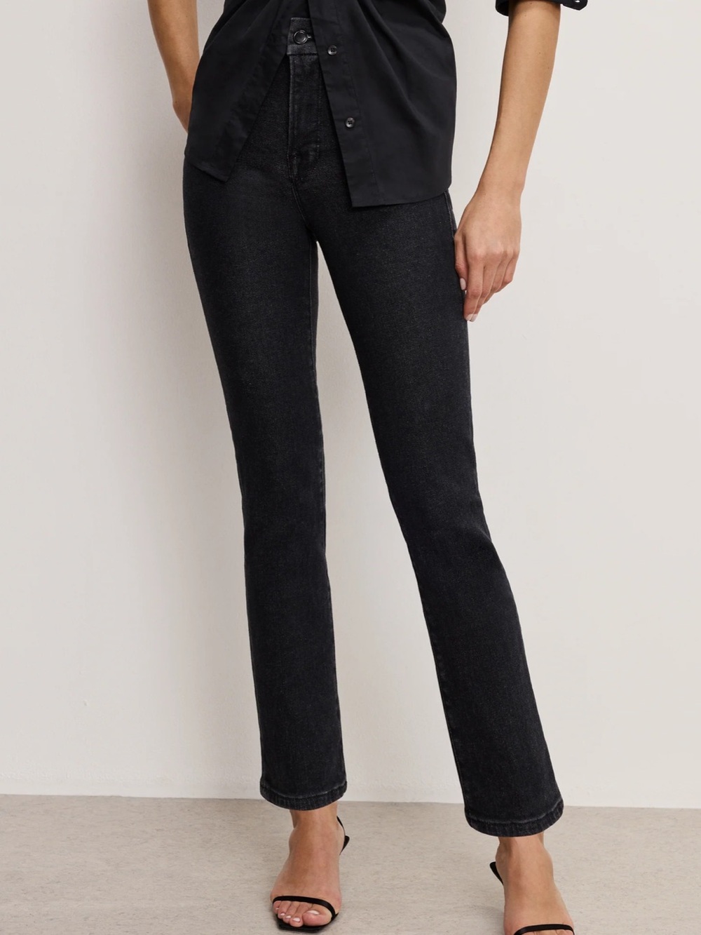 Good American Good Legs Straight Jeans Black184 6/28 GS419TCET